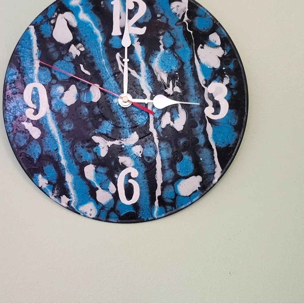 Hand Crafted Abstract Hanging Wall Clock Analog Vinyl Record Fluid Art Decor